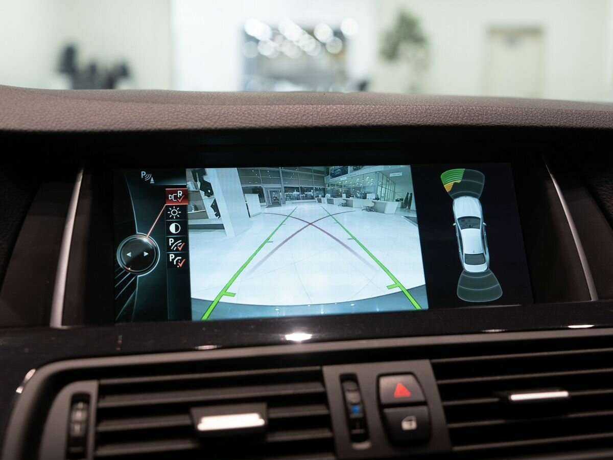 BMW 5 серии с пробегом — 2016 год. Фото: #18