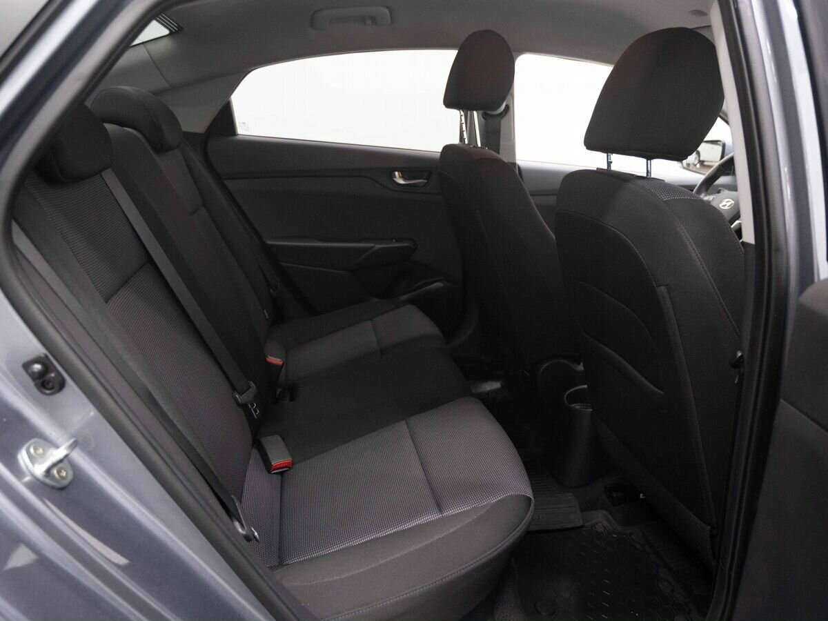 Hyundai Solaris с пробегом — 2021 год. Фото: #8