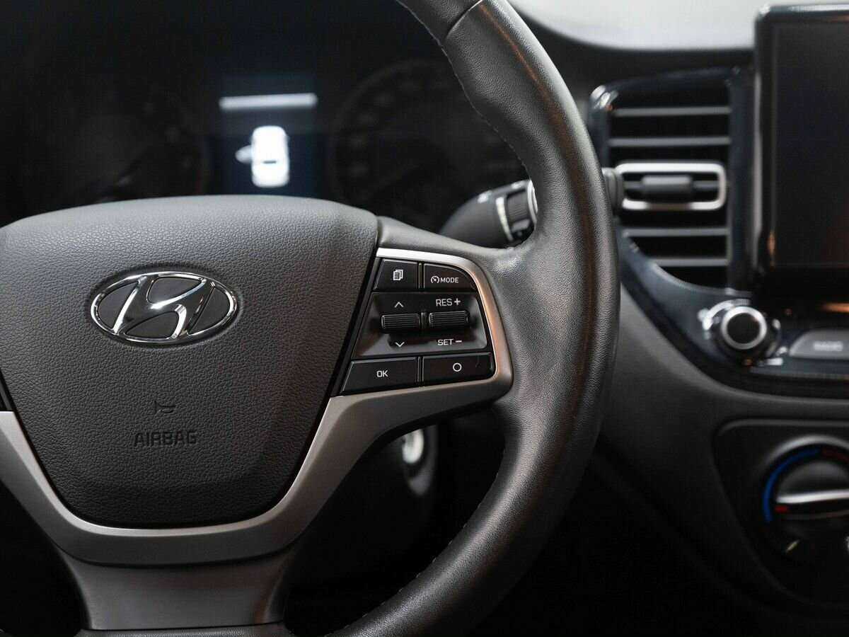 Hyundai Solaris с пробегом — 2021 год. Фото: #14