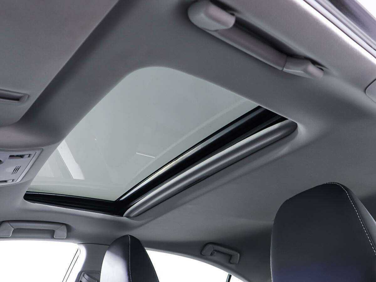 Lexus ES с пробегом — 2014 год. Фото: #15