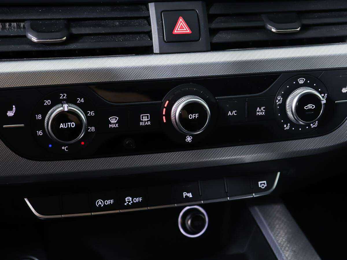 Audi A4 с пробегом — 2015 год. Фото: #15