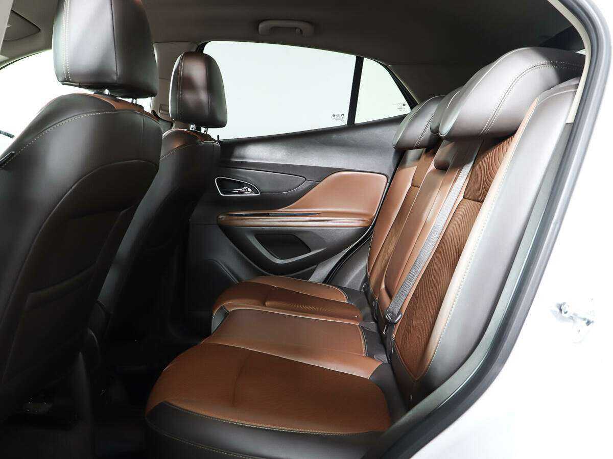 Opel Mokka с пробегом — 2013 год. Фото: #9