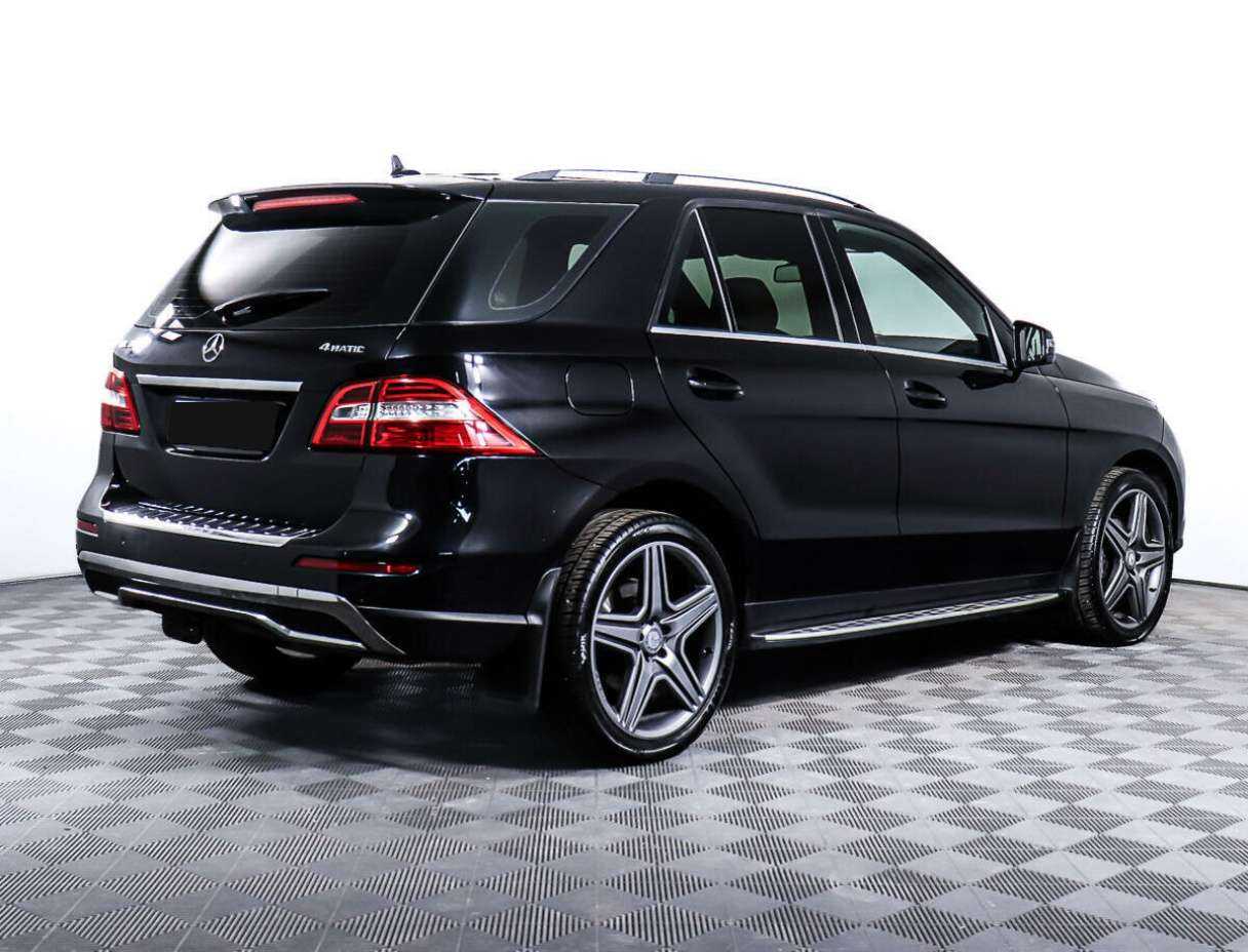 Mercedes-Benz M-Класс с пробегом — 2014 год. Фото: #4