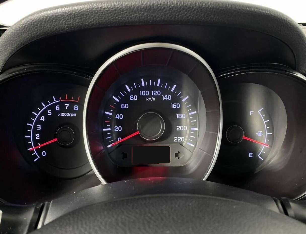 Kia Rio с пробегом — 2016 год. Фото: #17