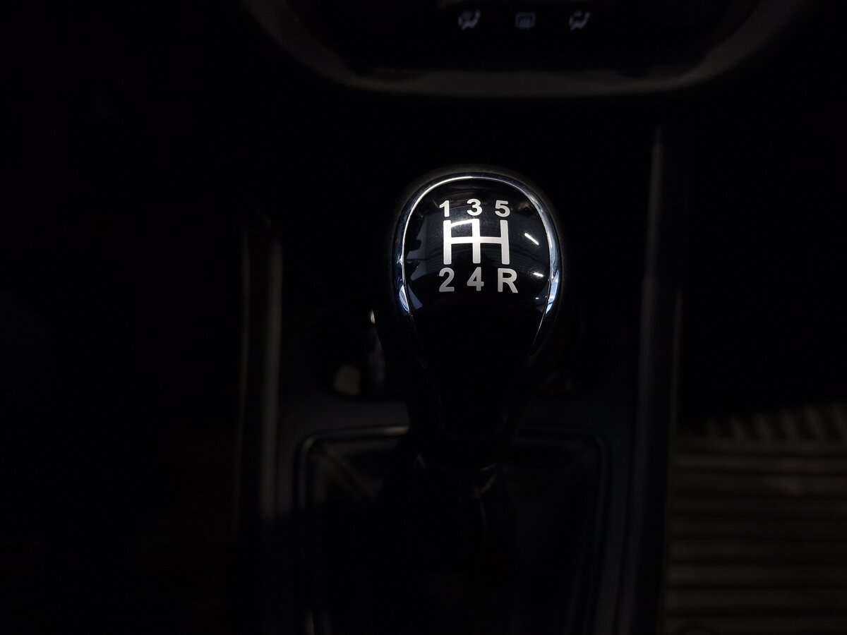 Lada (ВАЗ) Vesta с пробегом — 2020 год. Фото: #8