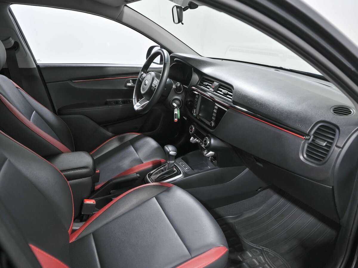 Kia Rio с пробегом — 2020 год. Фото: #6