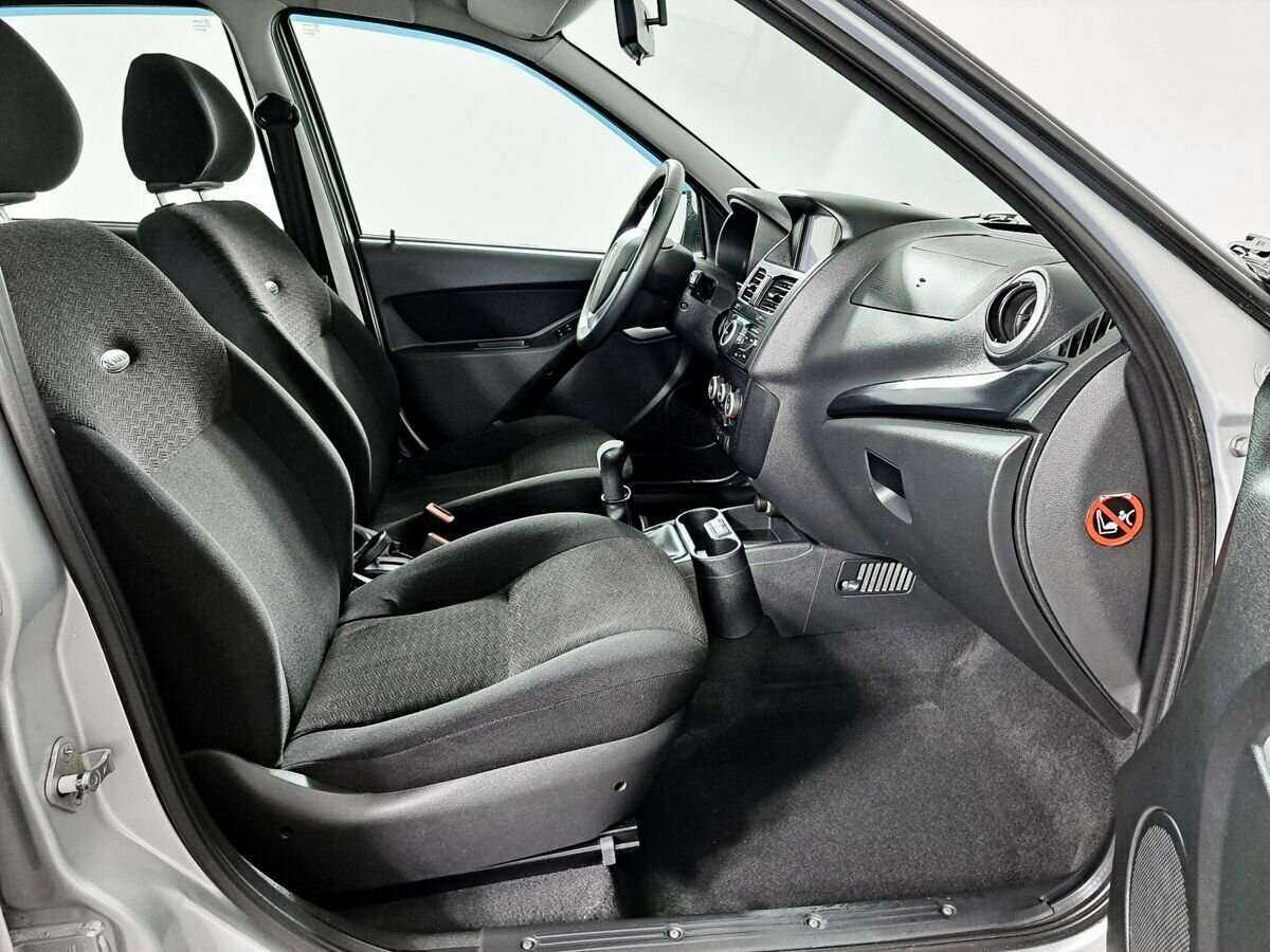 Lada (ВАЗ) Kalina с пробегом — 2013 год. Фото: #8