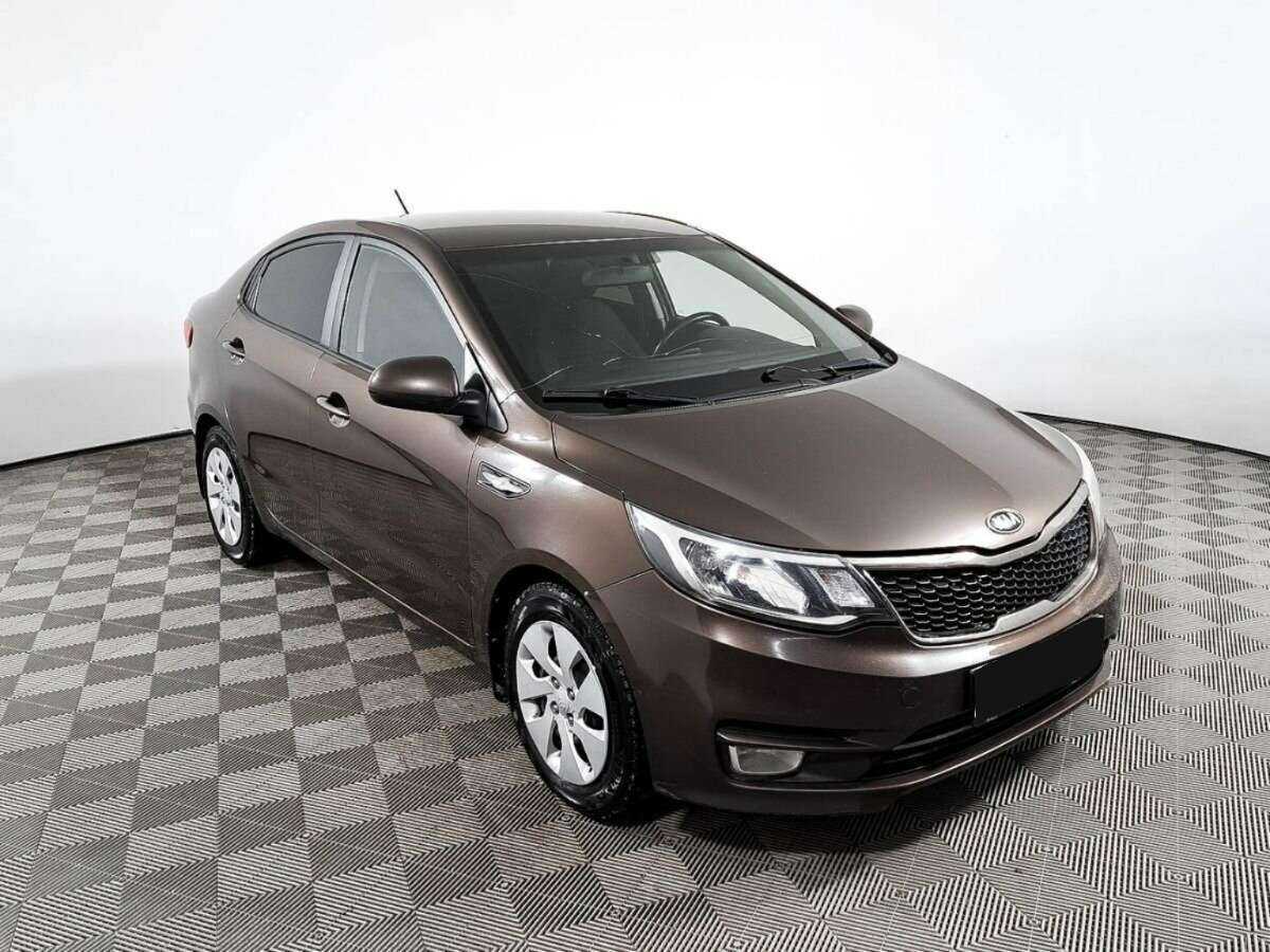 Kia Rio с пробегом — 2016 год. Фото: #2