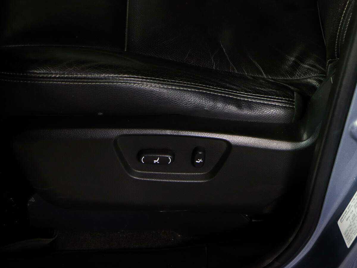 Chevrolet Captiva с пробегом — 2013 год. Фото: #16