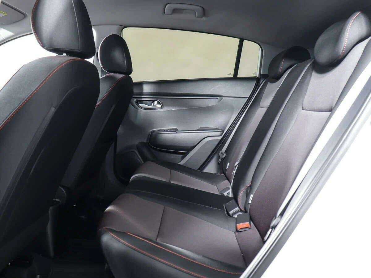 Kia Rio с пробегом — 2021 год. Фото: #9