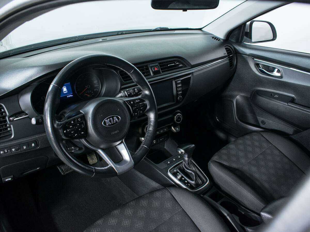Kia Rio с пробегом — 2020 год. Фото: #12