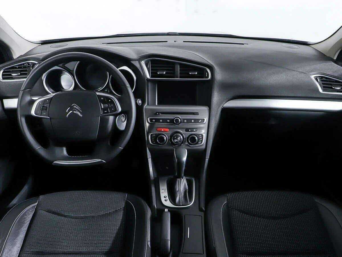 Citroen C4 с пробегом — 2016 год. Фото: #8