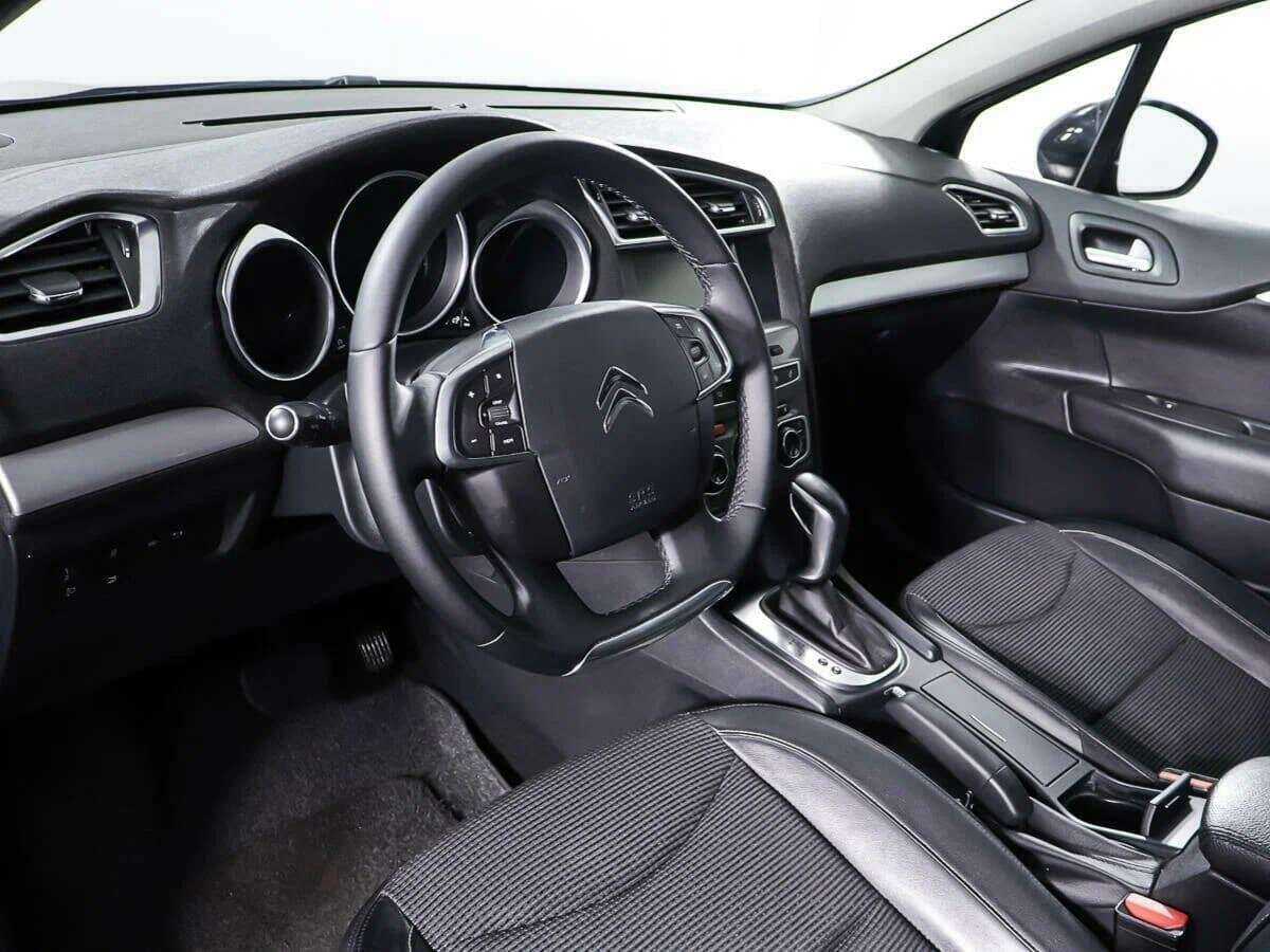 Citroen C4 с пробегом — 2016 год. Фото: #11