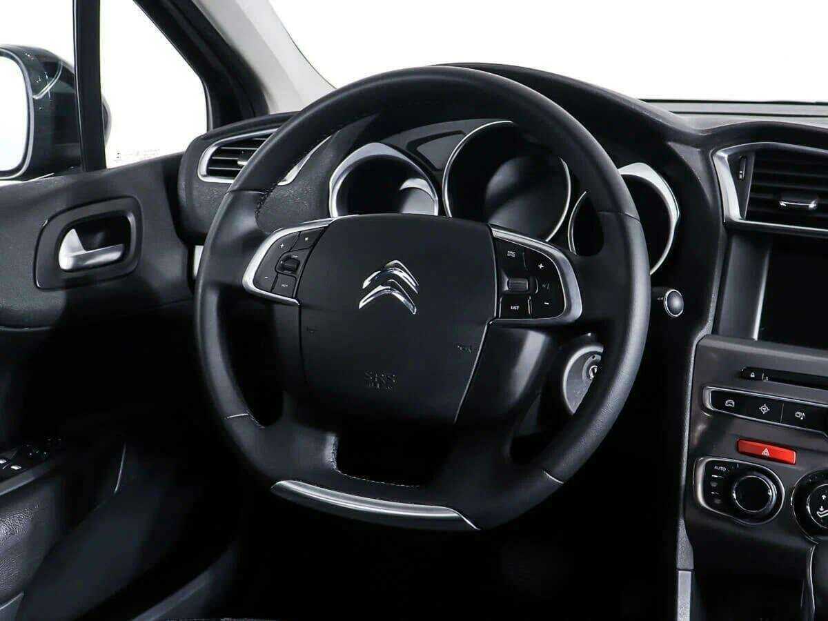 Citroen C4 с пробегом — 2016 год. Фото: #13