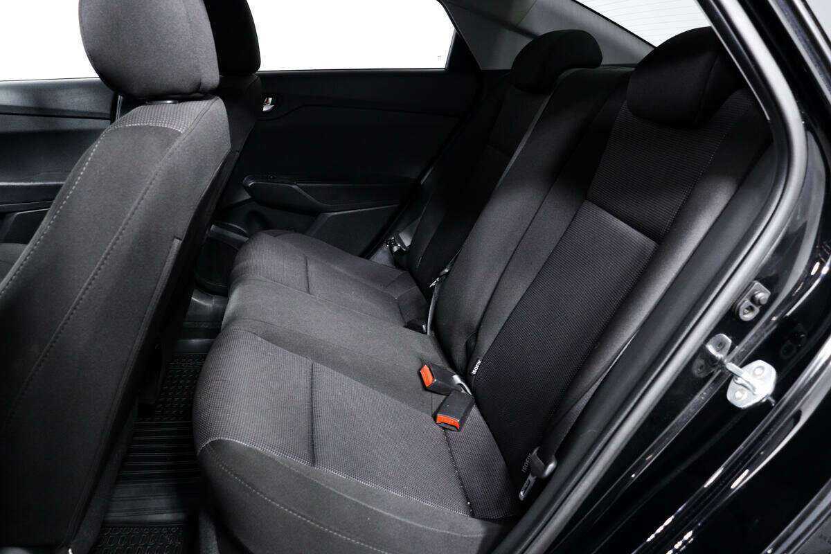 Hyundai Solaris с пробегом — 2020 год. Фото: #11