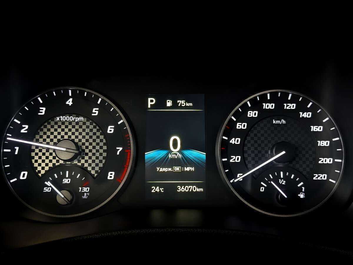 Hyundai Solaris с пробегом — 2022 год. Фото: #9