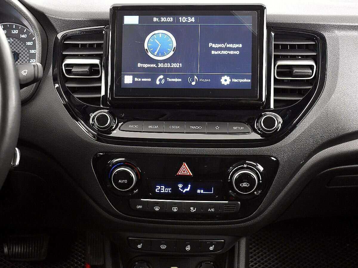 Hyundai Solaris с пробегом — 2021 год. Фото: #12