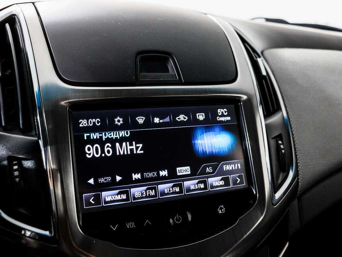 Chevrolet Cruze с пробегом — 2014 год. Фото: #12