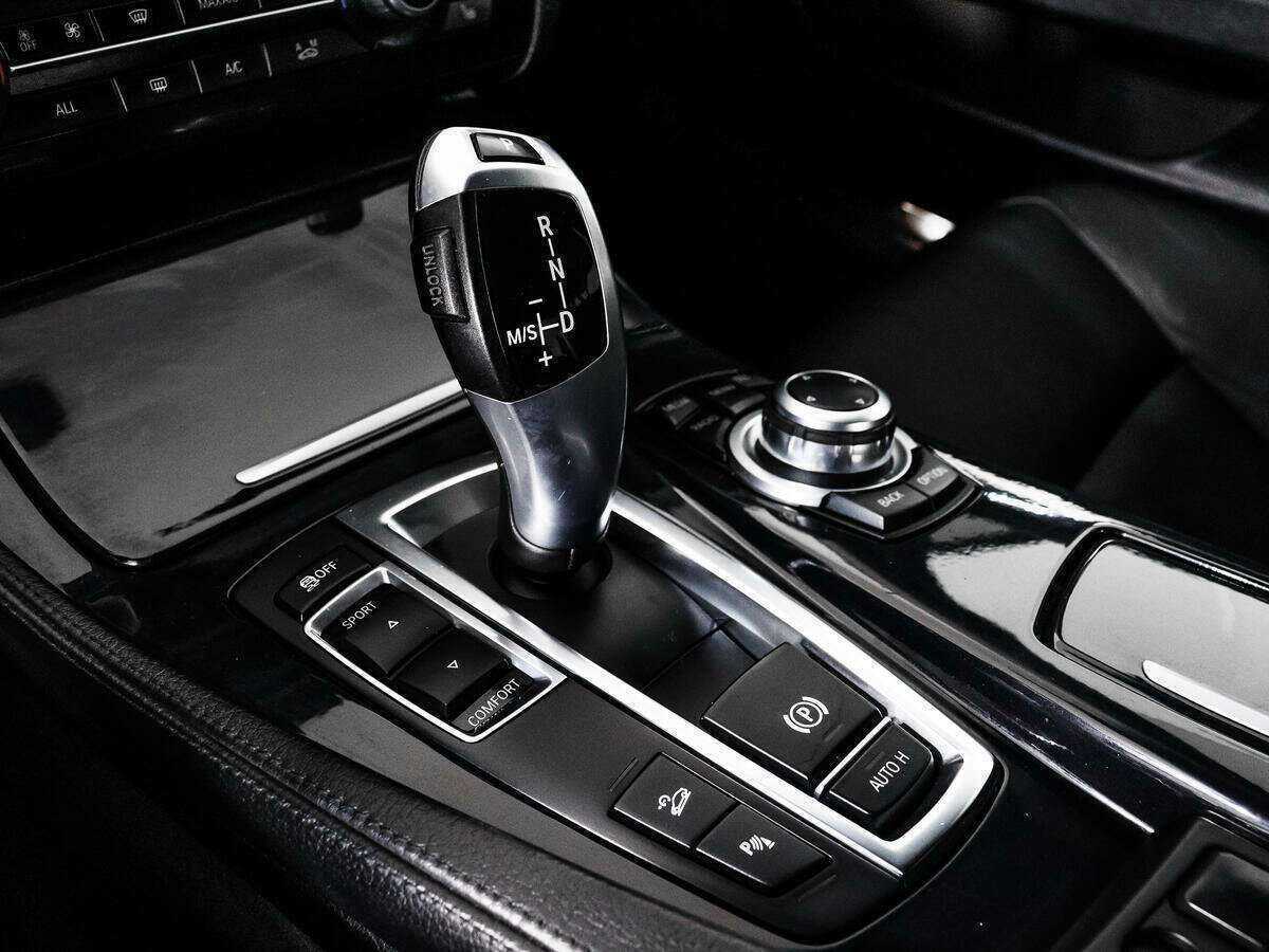 BMW 5 серии с пробегом — 2013 год. Фото: #9