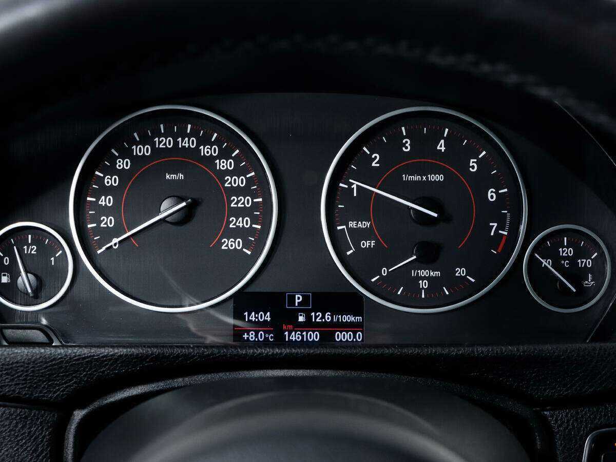 BMW 3 серии с пробегом — 2018 год. Фото: #15