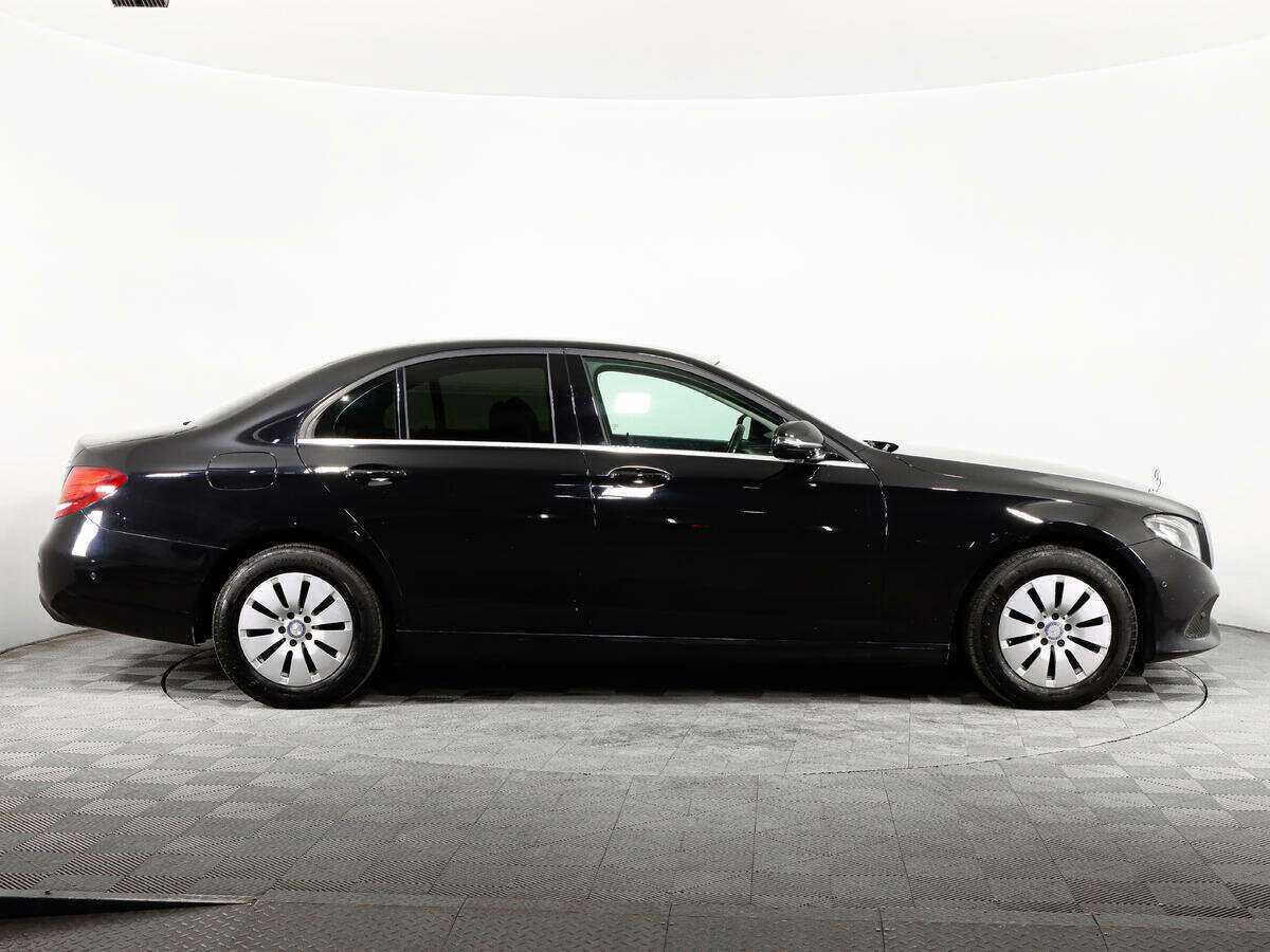 Mercedes-Benz E-Класс с пробегом — 2016 год. Фото: #3