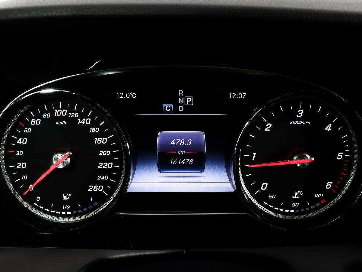 Mercedes-Benz E-Класс с пробегом — 2016 год. Фото: #17