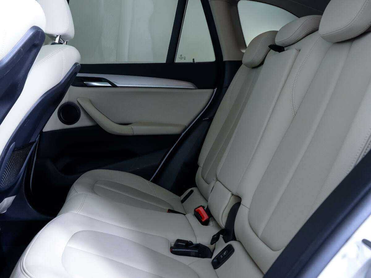 BMW X1 с пробегом — 2019 год. Фото: #10