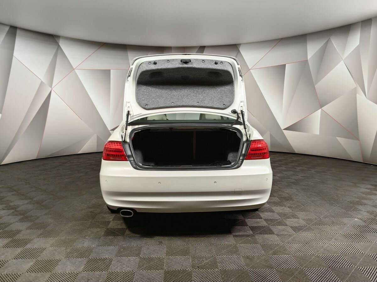 BMW 3 серии с пробегом — 2012 год. Фото: #8