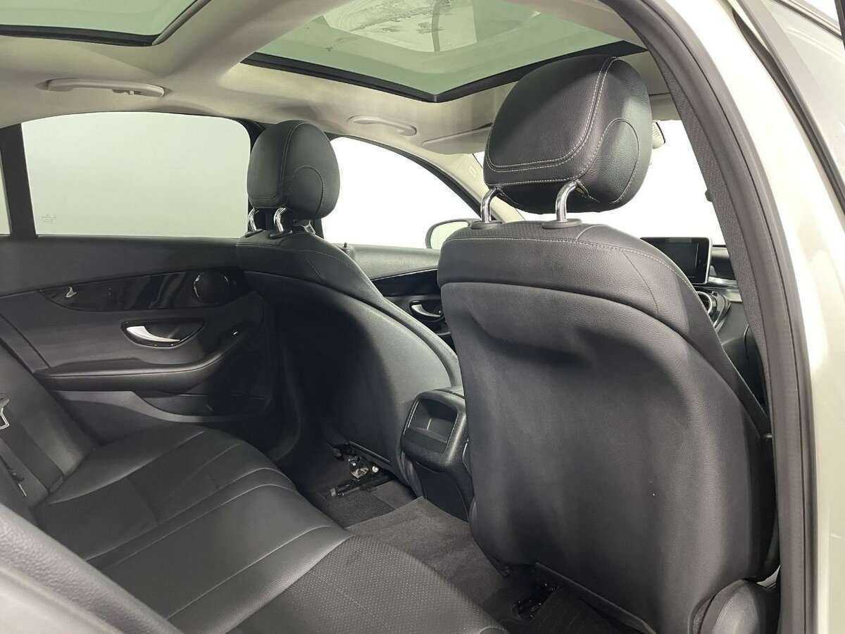 Mercedes-Benz C-Класс с пробегом — 2015 год. Фото: #16