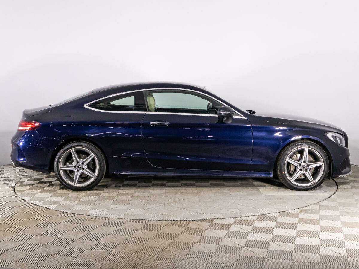 Mercedes-Benz C-Класс с пробегом — 2017 год. Фото: #3