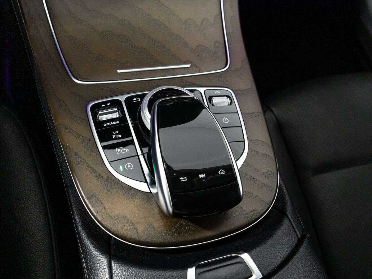 Mercedes-Benz E-Класс с пробегом — 2017 год. Фото: #16