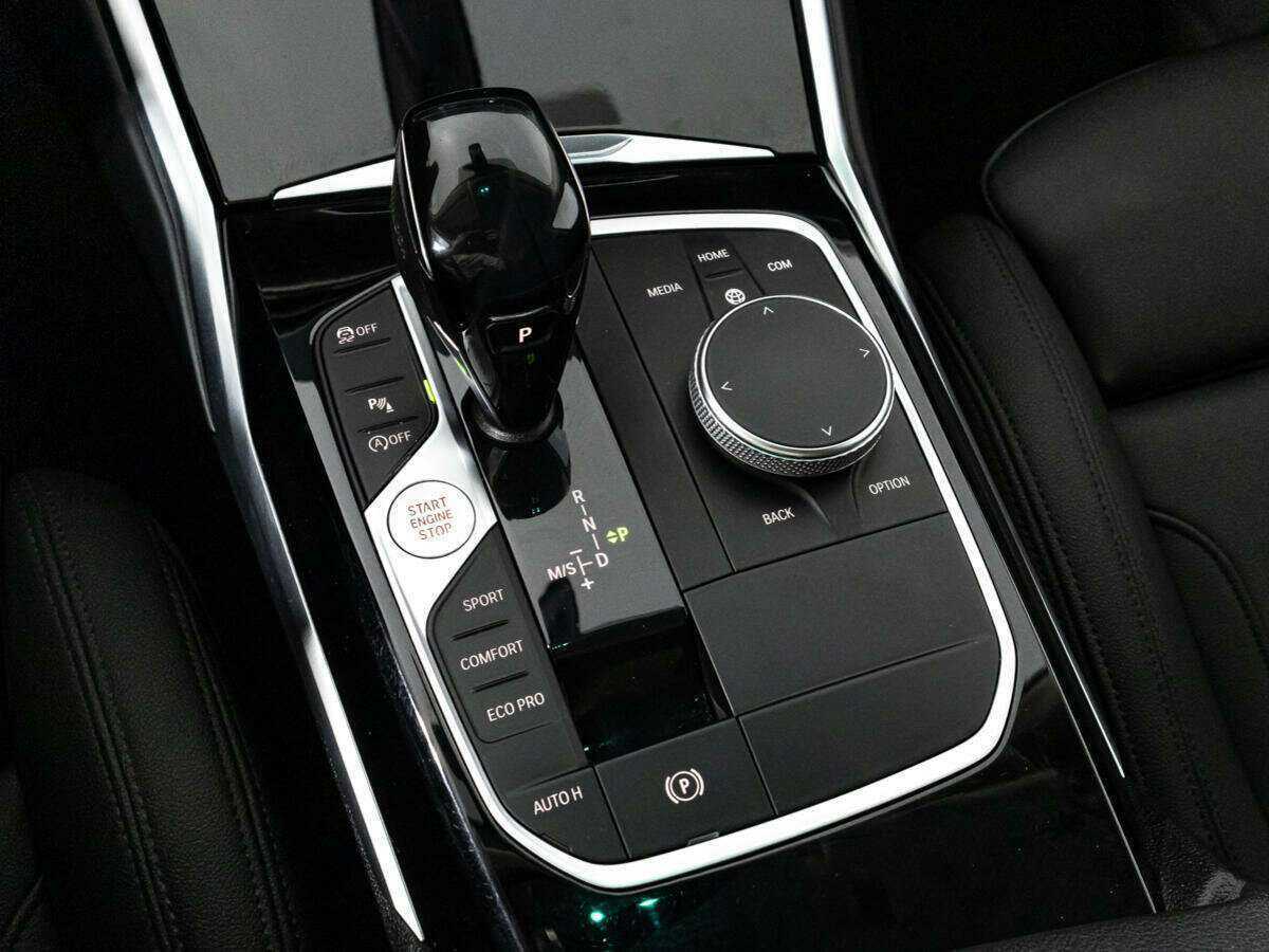 BMW 3 серии с пробегом — 2020 год. Фото: #17