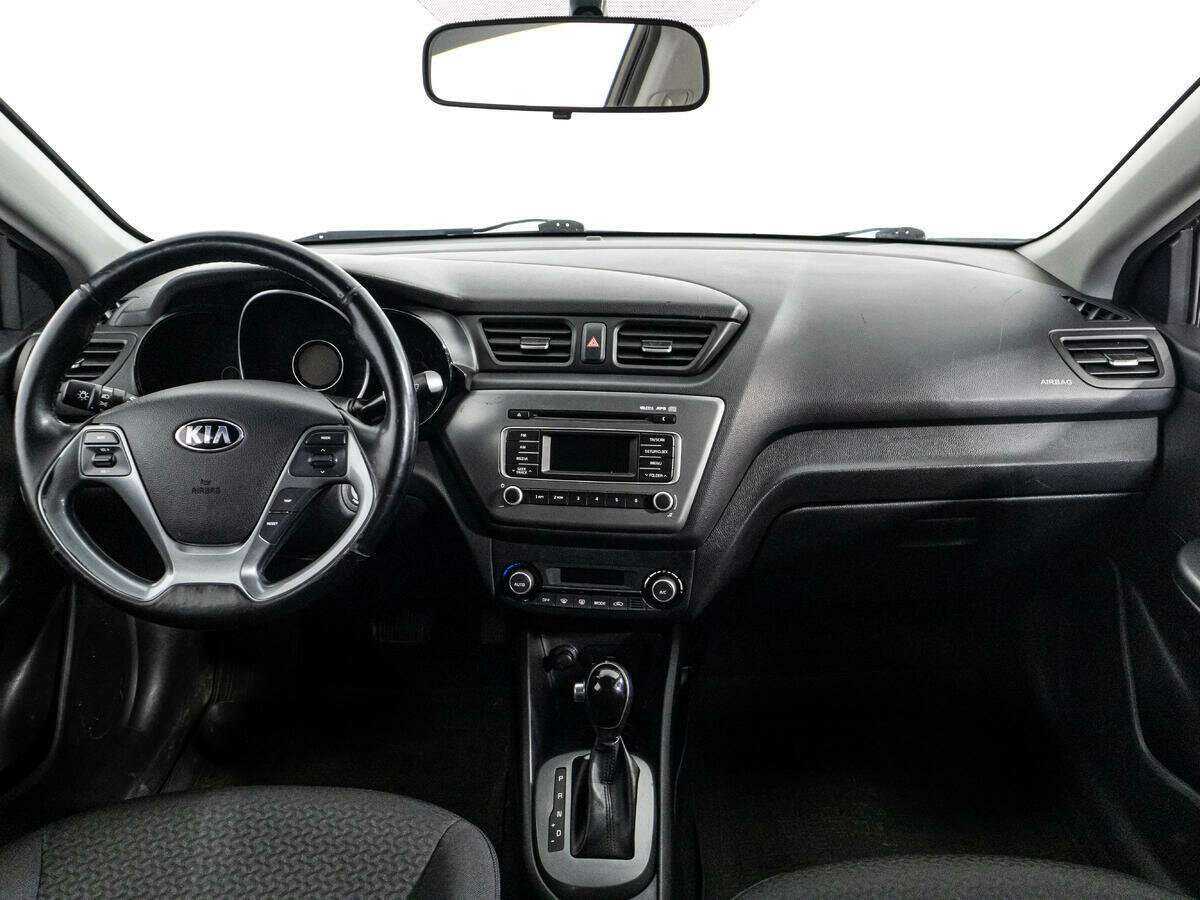 Kia Rio с пробегом — 2016 год. Фото: #12