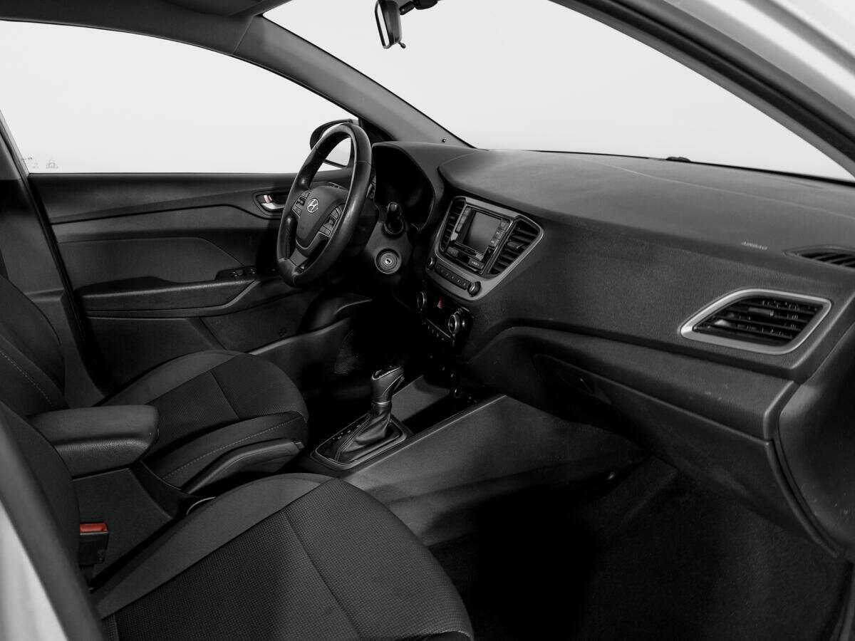 Hyundai Solaris с пробегом — 2018 год. Фото: #8