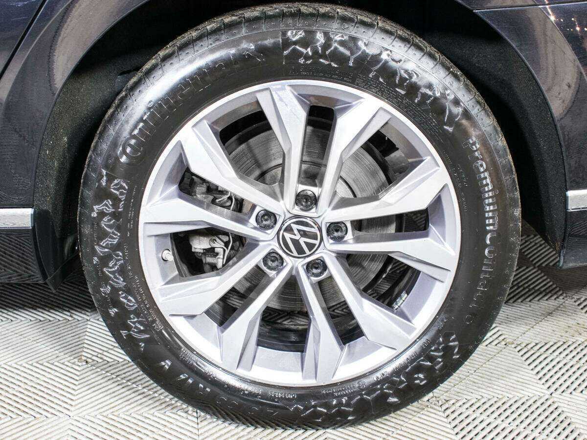 Volkswagen Passat с пробегом — 2021 год. Фото: #15