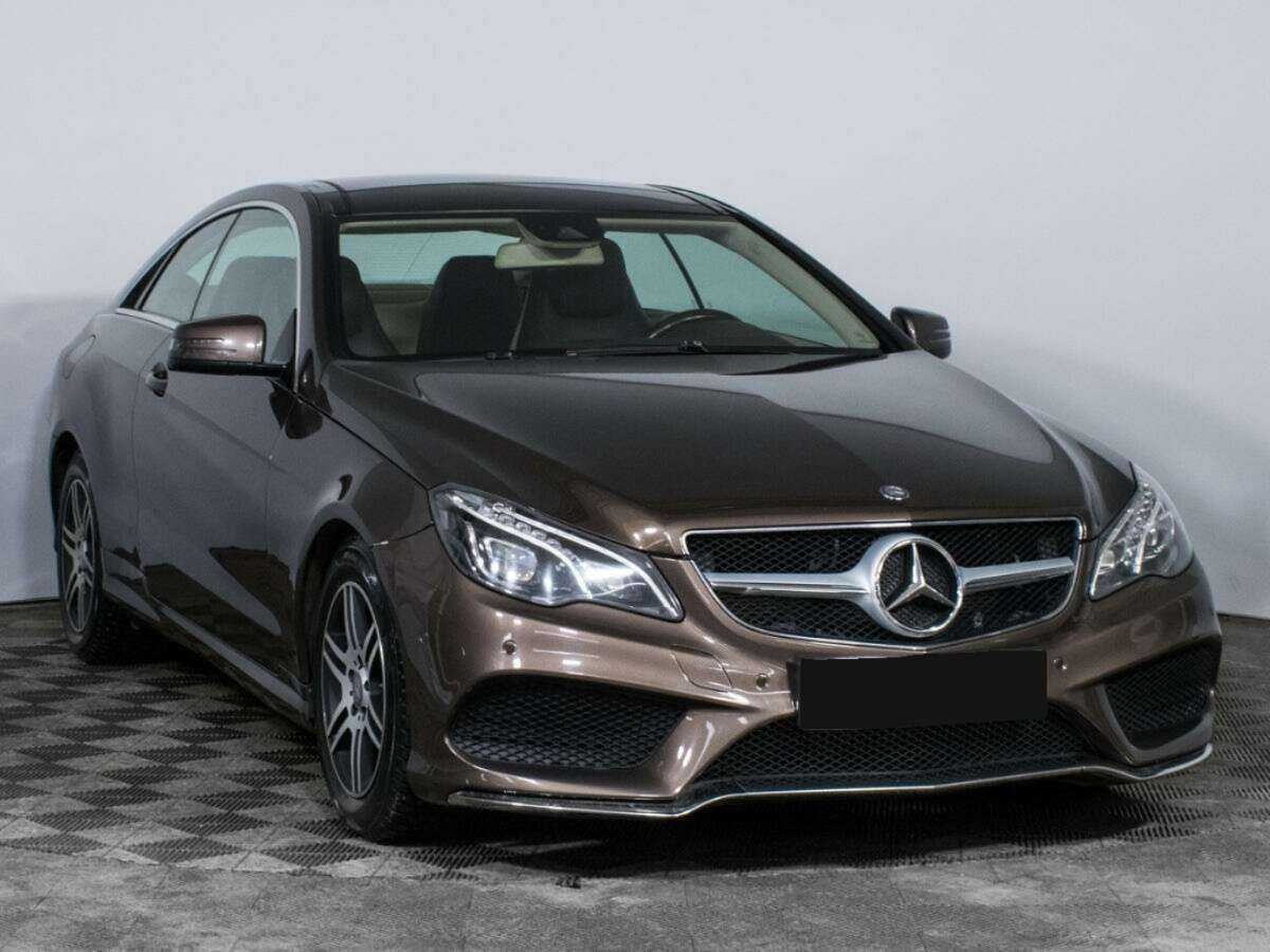 Mercedes-Benz E-Класс с пробегом — 2014 год. Фото: #2