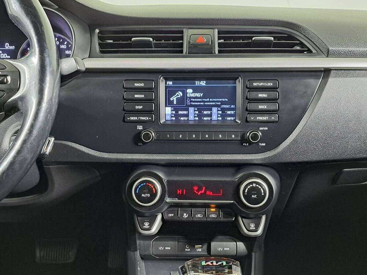 Kia Rio с пробегом — 2018 год. Фото: #13