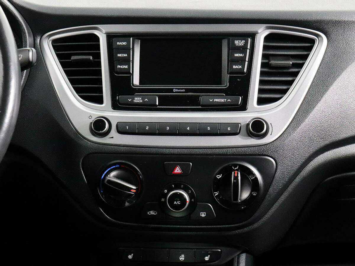 Hyundai Solaris с пробегом — 2019 год. Фото: #11