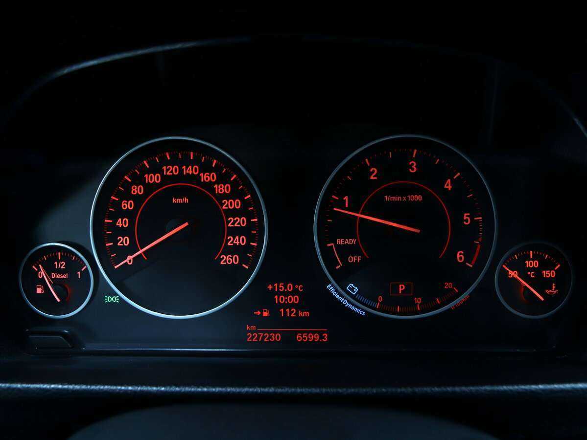 BMW 3 серии с пробегом — 2013 год. Фото: #12