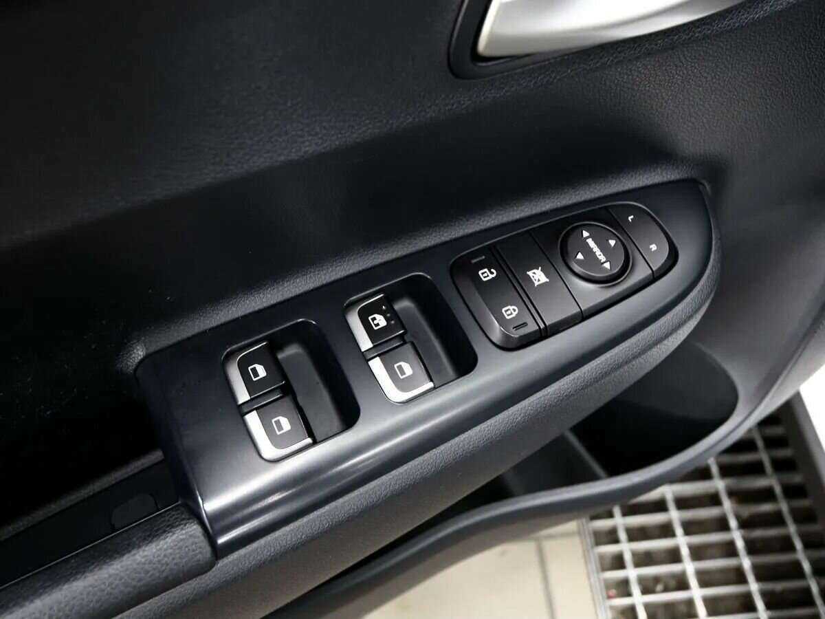 Kia Rio с пробегом — 2018 год. Фото: #15