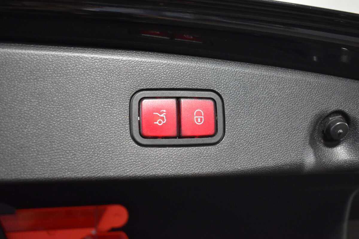 Mercedes-Benz E-Класс с пробегом — 2013 год. Фото: #6