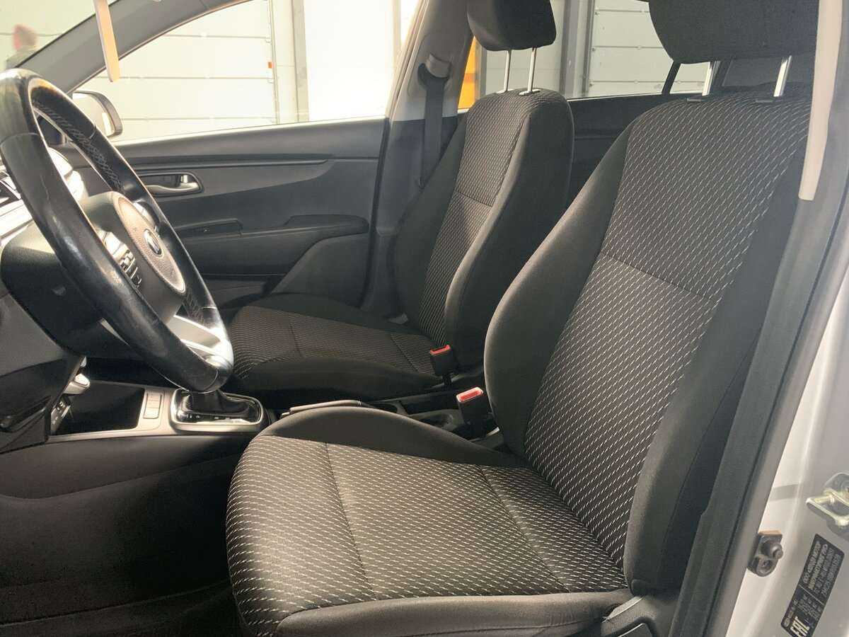 Kia Rio с пробегом — 2019 год. Фото: #11