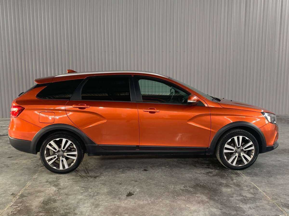 Lada (ВАЗ) Vesta с пробегом — 2019 год. Фото: #3