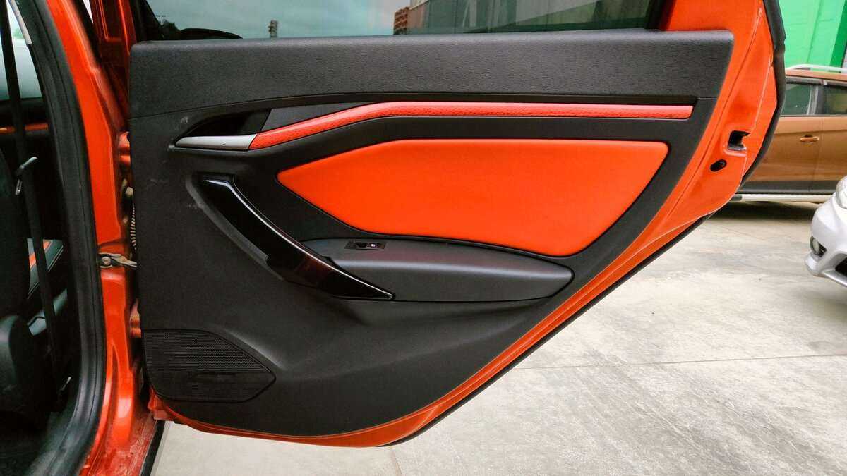 Lada (ВАЗ) Vesta с пробегом — 2019 год. Фото: #17