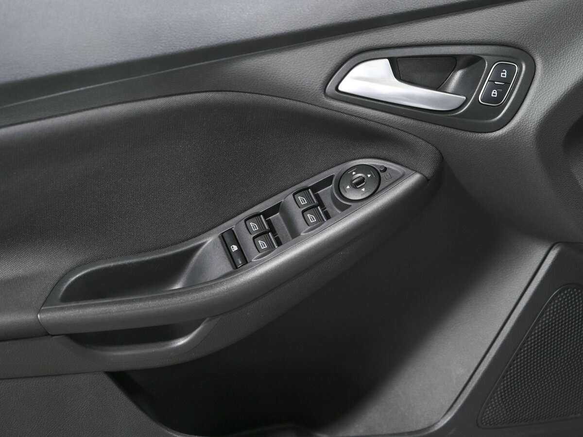 Ford Focus с пробегом — 2017 год. Фото: #11