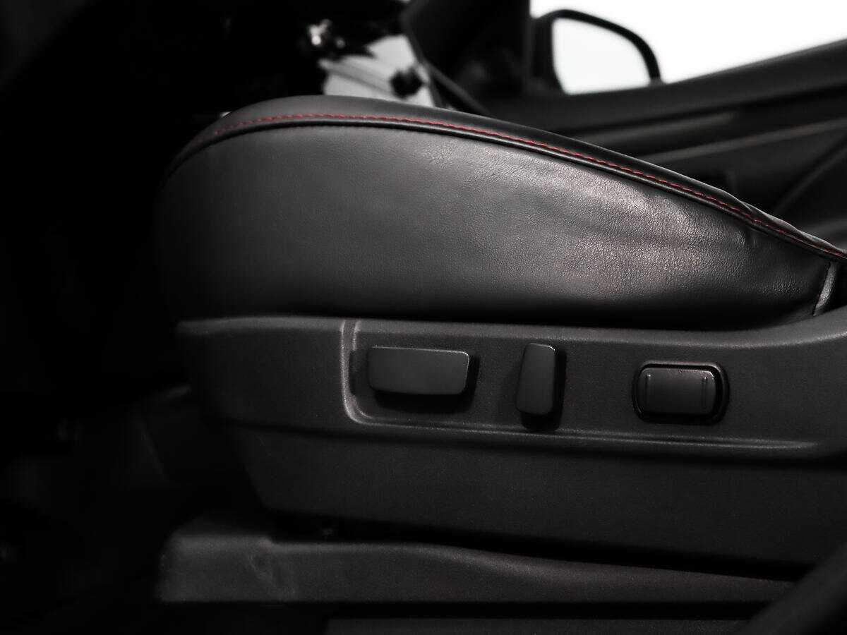 Mitsubishi Outlander с пробегом — 2021 год. Фото: #9