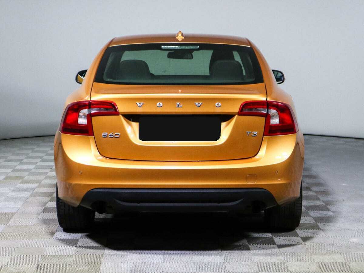 Volvo S60 с пробегом — 2012 год. Фото: #4