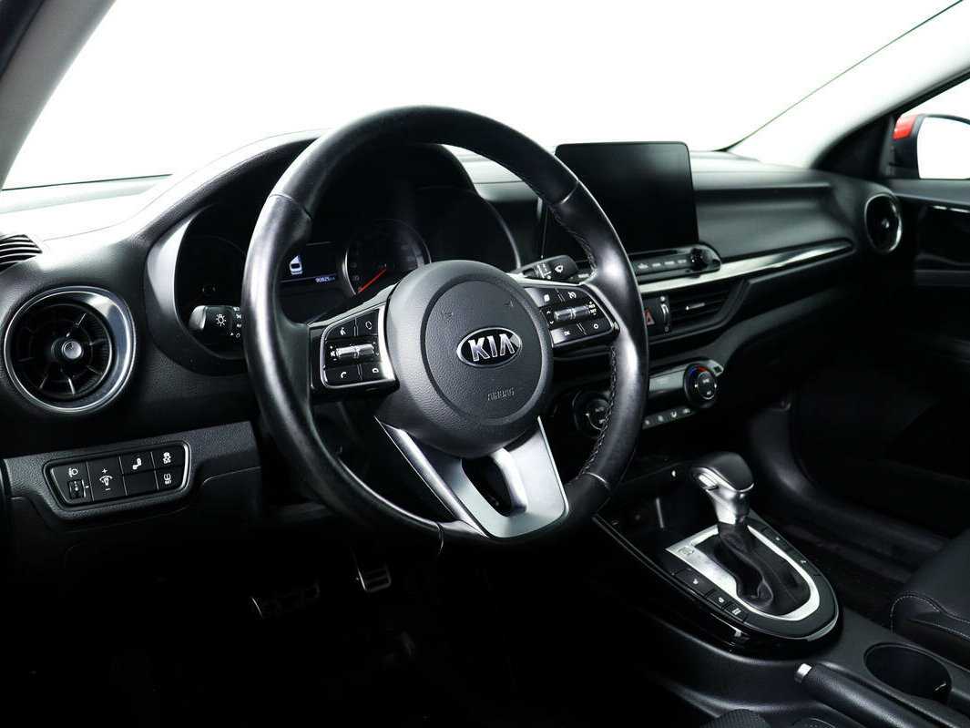 Kia Cerato с пробегом — 2019 год. Фото: #11
