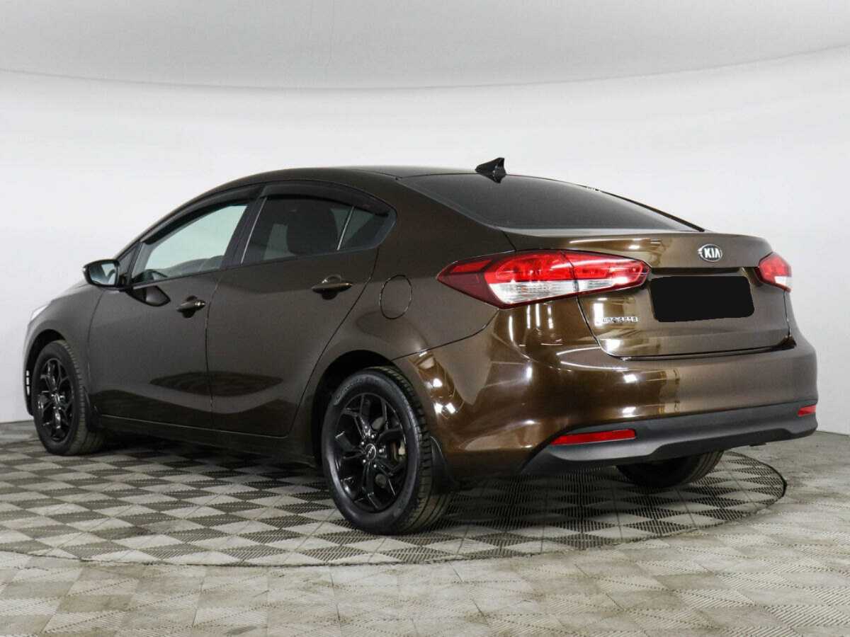 Kia Cerato с пробегом — 2017 год. Фото: #6