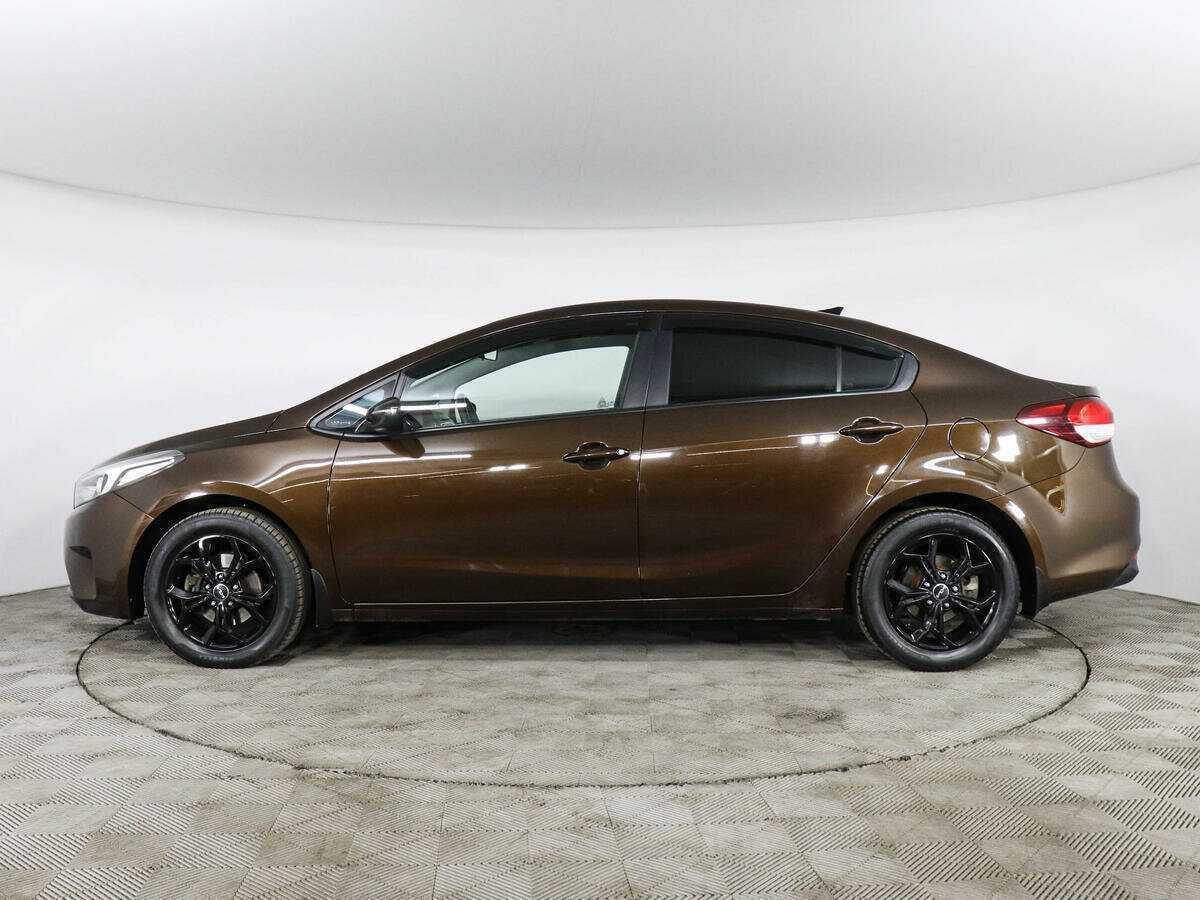 Kia Cerato с пробегом — 2017 год. Фото: #7